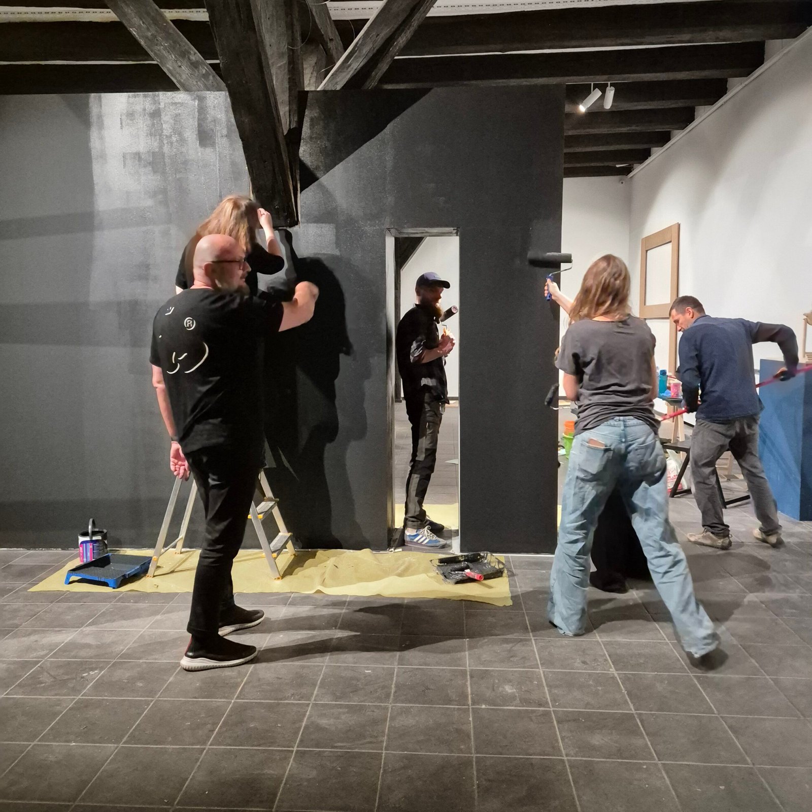 Członkowie Stowarzyszenia Otwarte przy pracy